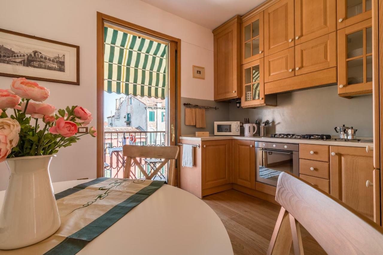 Sunny Nest Canal View In Venice Chic Movida 外观 照片
